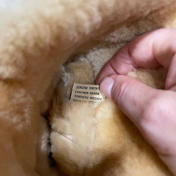 Women Tan Leather Shearling Fringe Boots SZ 8 - Picture 7 of 9